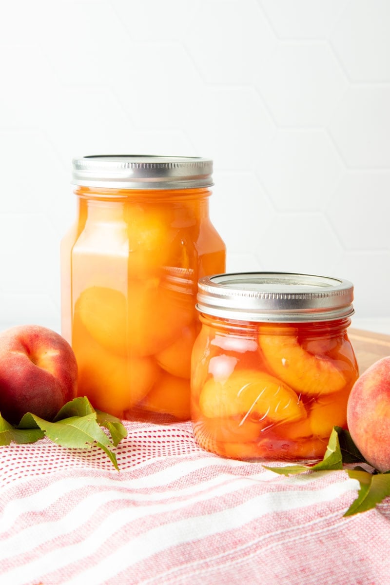 Canning Peaches: A Beginner’s Guide (Slices and Halves)