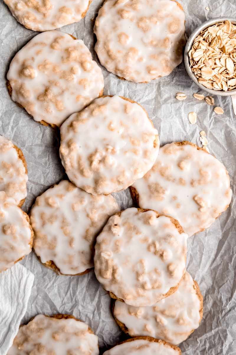 Iced Oatmeal Cookies