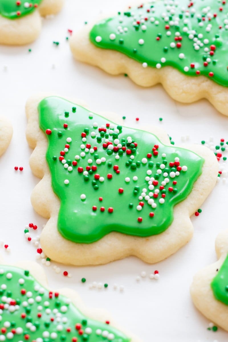 Easy Rolled Sugar Cookies for Cut-Outs