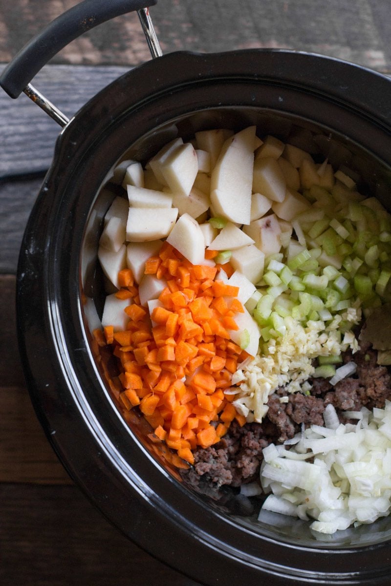 Slow Cooker Cheeseburger Potato Soup