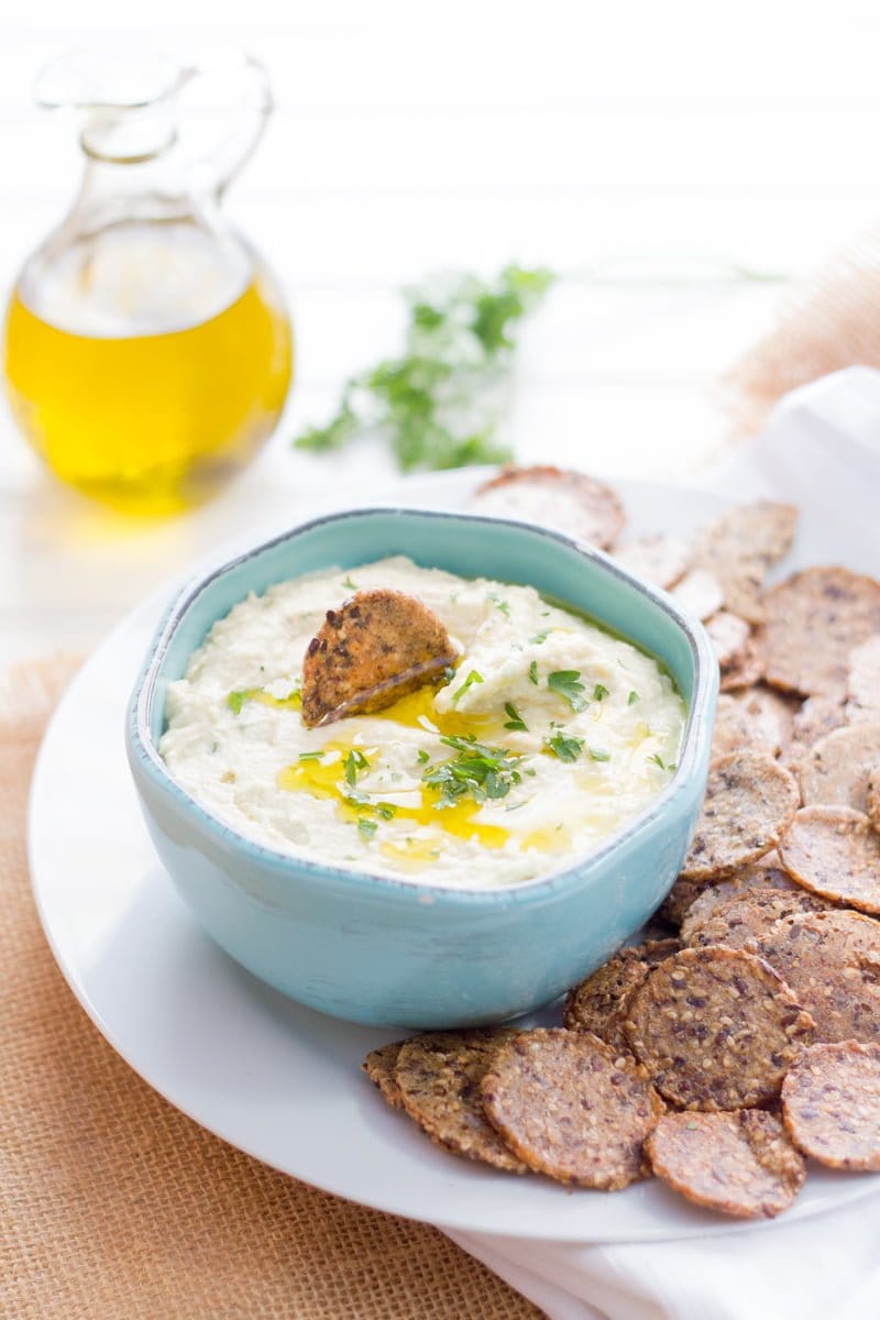 Roasted Garlic and White Bean Dip