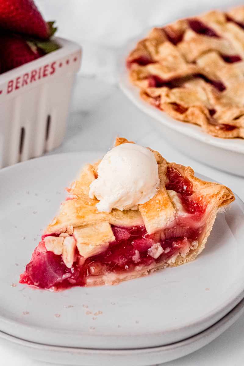 Strawberry Rhubarb Pie Recipe